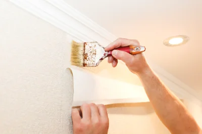 Pose de papier peint à Caux — revêtements muraux et toiles de verre